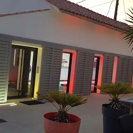 Hôtel La Villa en L'île-2
